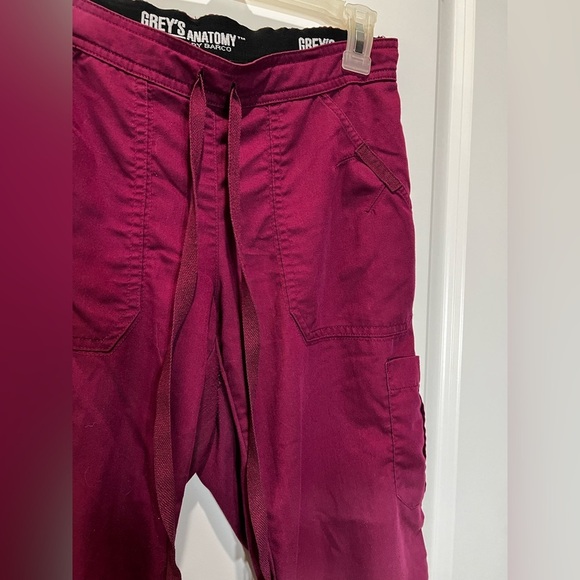 Greys Anatomy by Barco Scrubs Set Straight Leg Color Wine Size XS/S - Picture 5 of 14